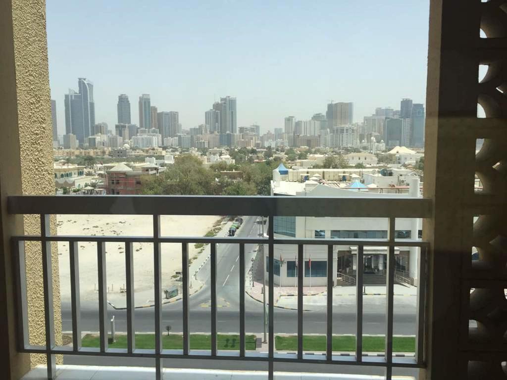 فندق كارلتون الشارقة الغرفة الصورة